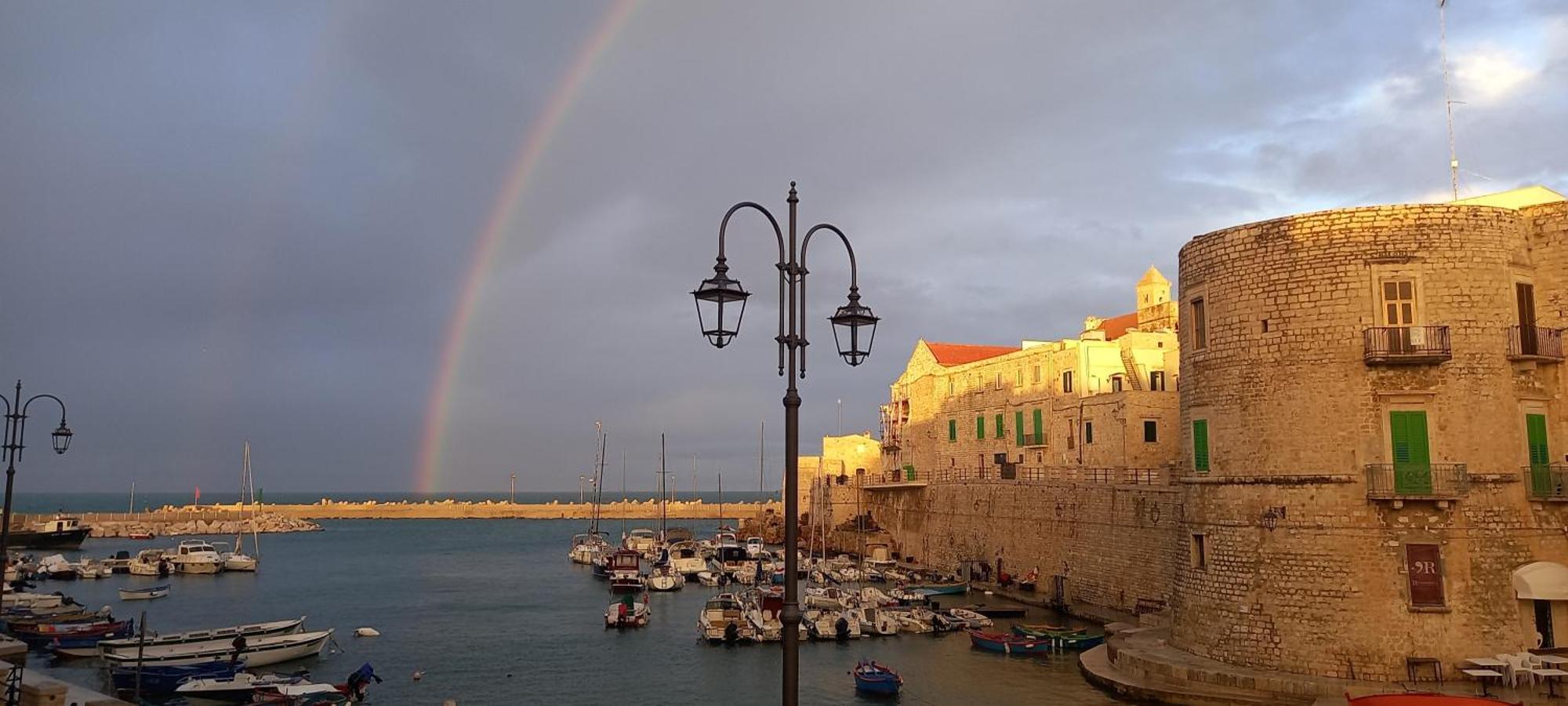 Giovinazzo Historic Apulia Old Town Stone House With Private Patio Apartment Екстериор снимка